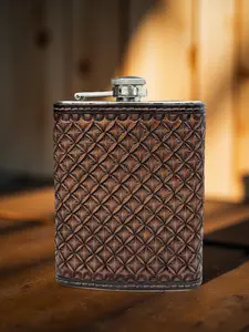 Leather Flask Gift for Father Dad Husband, Groomsmen Best Man Gifts, Western Leather Whiskey Flask For him, Carved Tooled Hunting Gift Flask