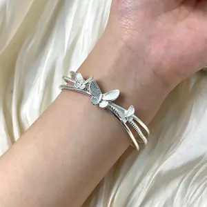 S925 Sterling Silver Butterfly Bangle for Women, Elegant Triple Butterfly Open Cuff Bracelet, Adjustable Artistic Animal Jewelry, Nature-Inspired Keepsake Gift for Birthday & Anniversary