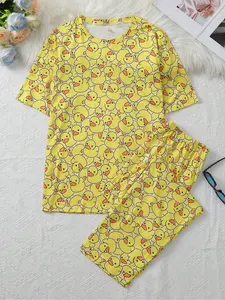 Men's Casual Plaid Sleepwear Loungewear Set, Comfortable Polyester and Spandex Blend, Round Neck T-Shirt, Duck Print, Long Pants