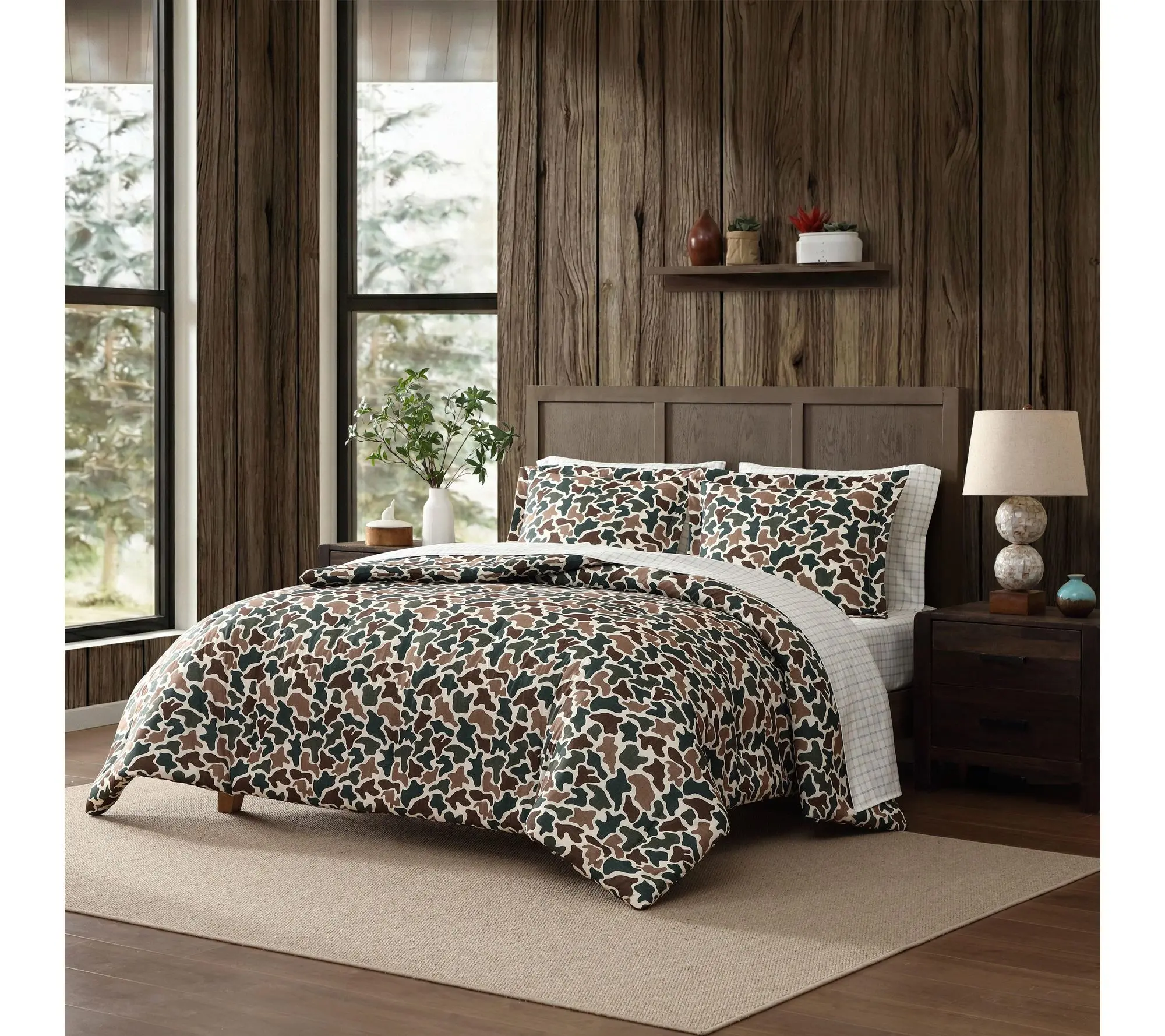 Eddie Bauer Mod Camo Green/Khaki 7Pc Full Comforter Set Eddie Bauer Mod Camo Green/Khaki 7Pc Full Comforter Set