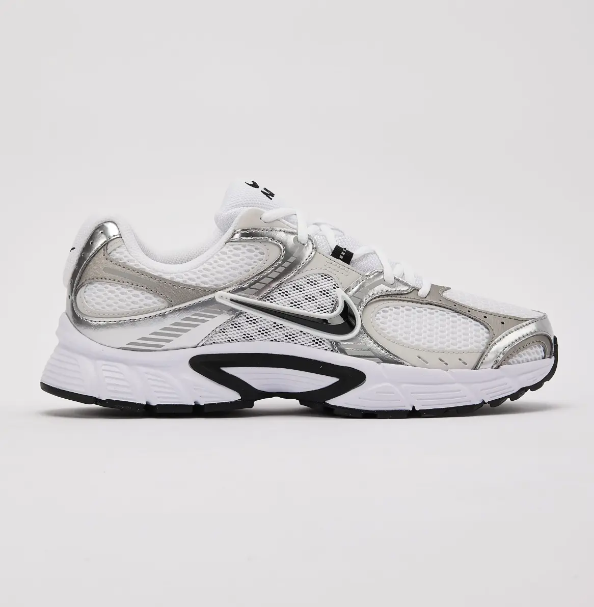 Nike V5 RNR White Grey Black SKU: HJ5228-104 Footwear Training Athletic Sneaker Men's Gym Shoes