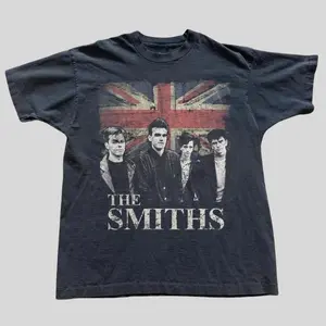 The Smiths Meat Is Murder Shirt Vintage 90S Morrissey Band Tee Retro Indie Rock Graphic T-Shirt Unisex Fan Gift Classic Band Merch