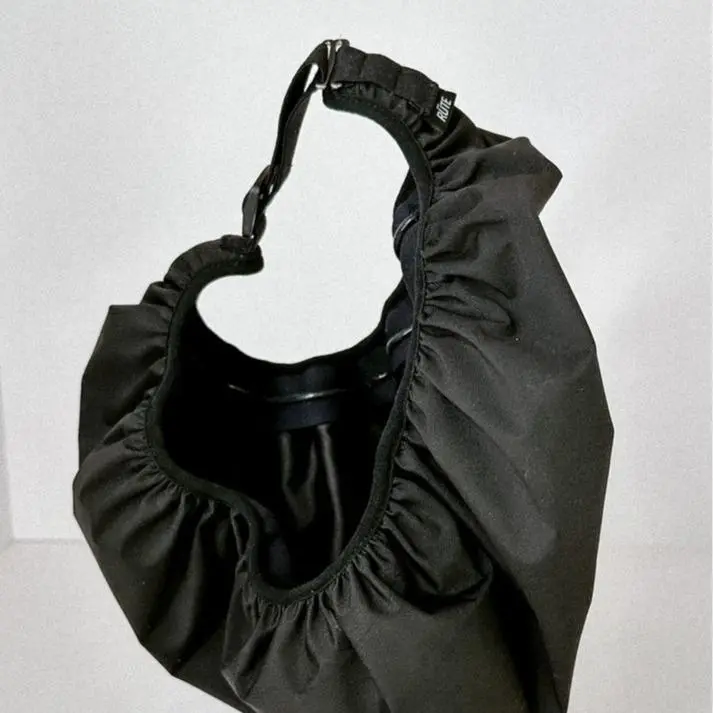 RŪTE Wash Crown Washing Cap for Efficient Hair Care Routine - Black Shower Cap for Fresh Hair & Time-Saving Design - Bathroom Accessory