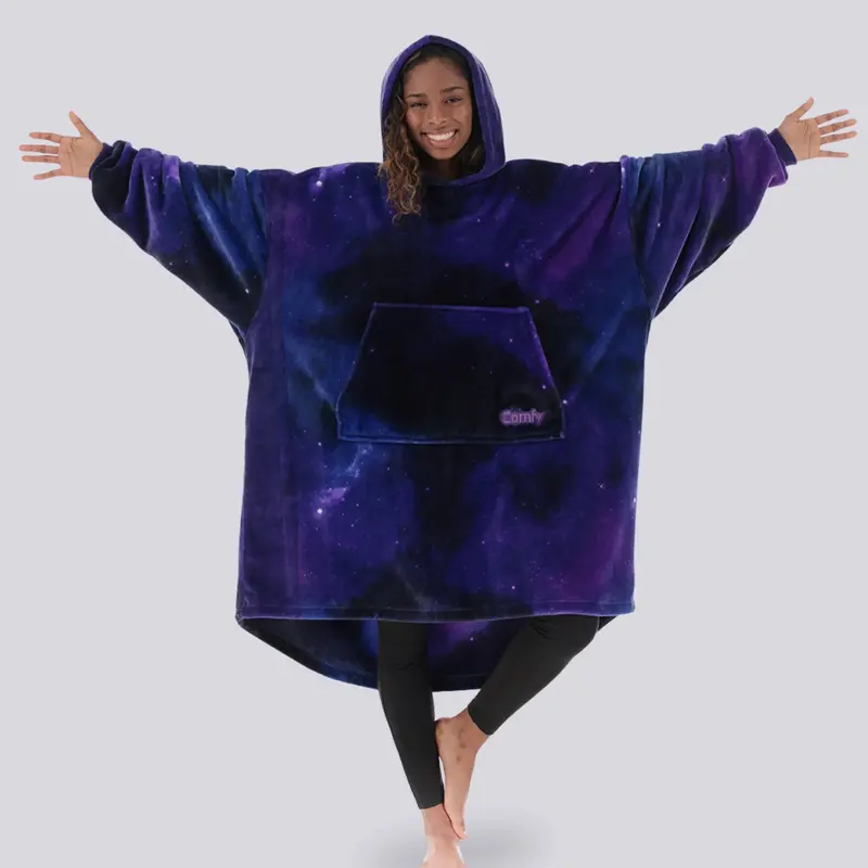 THE COMFY Dream Soft Single Layer Hooded Blanket - Lightweight Cozy Blanket, Oversized Silhouette Hoodie, Ultra-Soft Microfibre Wearable, Warm, Stylish, Durable, Machine Washable, One Size Fits Most, Travel-Friendly, Great Gift