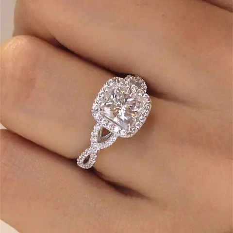 1 PC Glamorous Cubic Zirconia Ring For Women For Wedding Engagement Party Jewelry Statement Bridal Jewelry Valentine's Day Gift