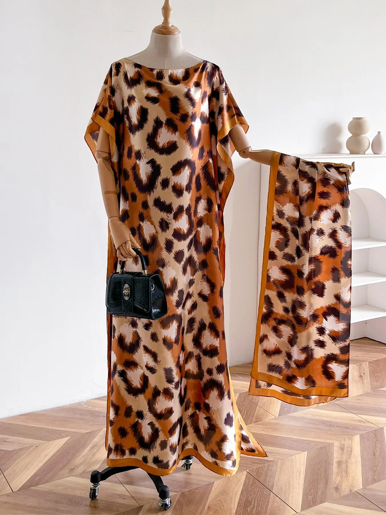 Fashion Leopard Print Long Polyester Scarf, Casual Modern Soft Comfortable Shawl for Women, Fashion Accessories for Daily Wear