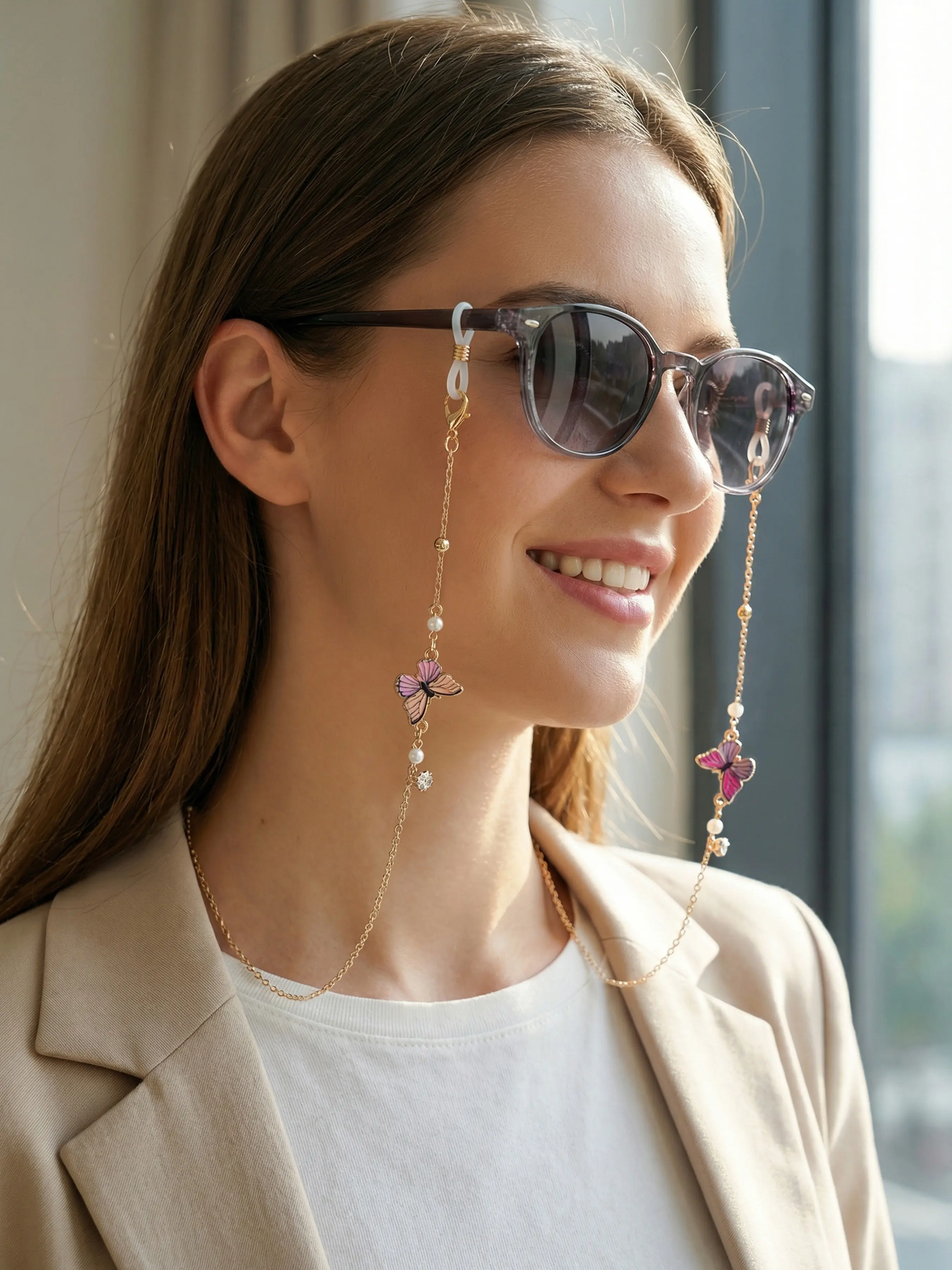 Women's Butterfly Eyeglass Chain, Adjustable Hanging Strap for Reading Glasses & Sunglasses, Stylish Anti-Drop Design with Beads Charms