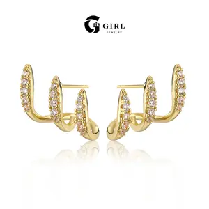 GGIRL Three-Prong Cubic Zirconia Claw Earrings: Sleek, Minimalist One-Piece Curved Design For Women. Perfect For Everyday Wear And Commuting, And Makes A Great Gift For Girls On Holidays, Birthdays, And Anniversaries.