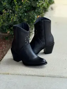 MAHUESTIC WOMEN RES BLACK SHORT BOOT TUGR0101