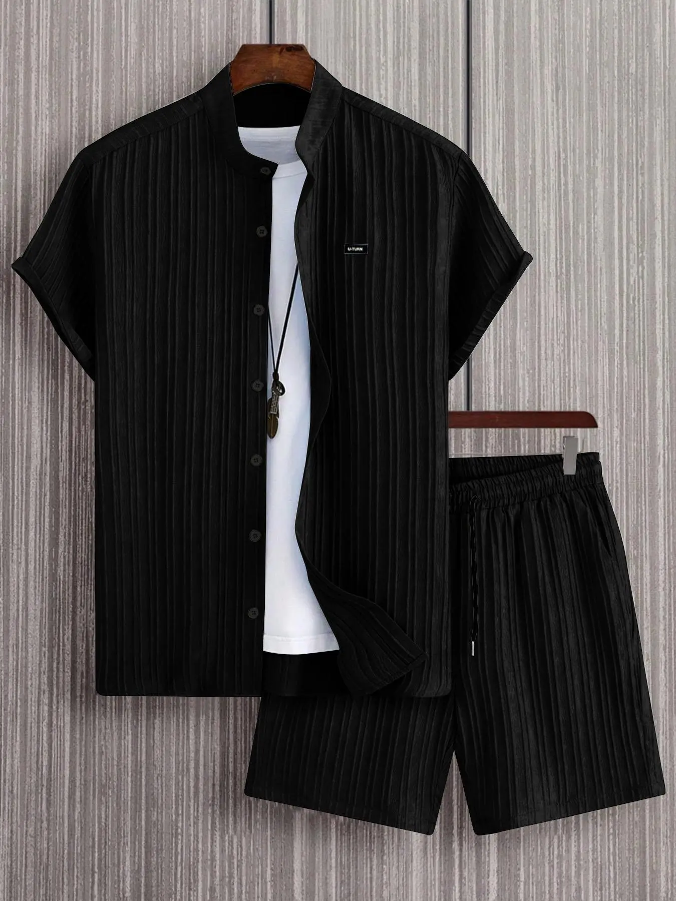 Two-Piece Set Men's Plain Solid Textured Short Sleeve Top & Shorts Set Excluding Necklace, Regular Fit Casual Fashion Cozy Breathable Two-piece for Summer, Men's Clothes for Daily Wear Casual Style Set Menswear