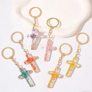 Popular crystal resin dried flower cross pendant car keychain women's bag accessory manufacturer wholesale
