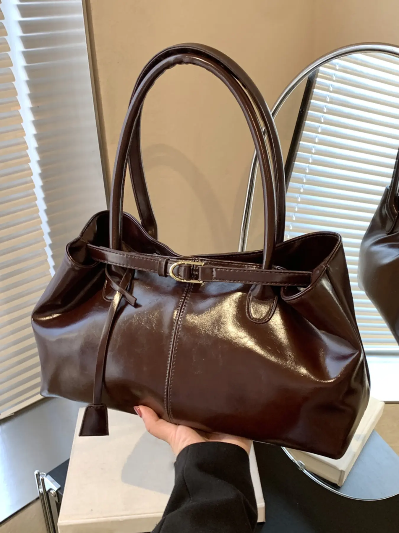 simple, solid color, women's handbag shoulder bag, casual style, women's bag, Casual Commuter Bag, Casual Purse, Daily Shoulder Bag, Everyday Bag, suitable for commuting, shopping, dating, parties, photography and other occasions, PU Tote Satchel