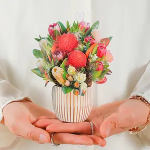 Mini Yarra Dreaming Pop-Up Bouquet