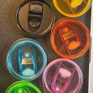 Colored 20oz Lids.