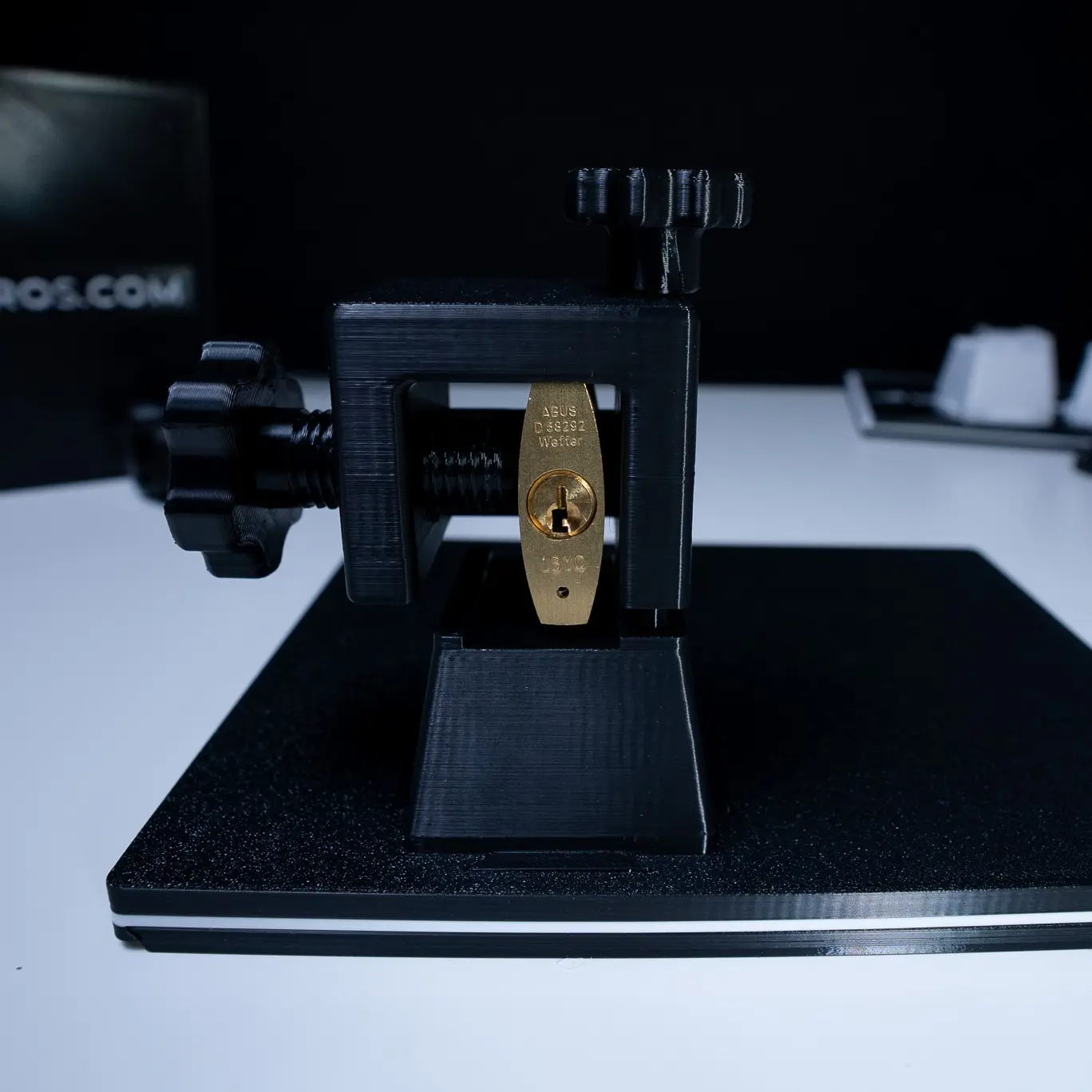 LockpickPros Ultimate Pinning Tray for Locksmiths & Hobbyists 6 1/8" x 7 3/4" x 3/8" Organized Pinning Sessions No Warranty