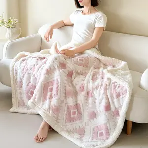 Lightweight Breathable Sweat-Free Blanket, Air Conditioning Room/sofa/nap Multi-Use, Large Size Multiple Options, Ideal Gift