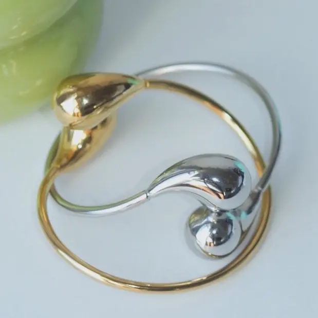 Halle Bracelet - Elegant Women's Accessory