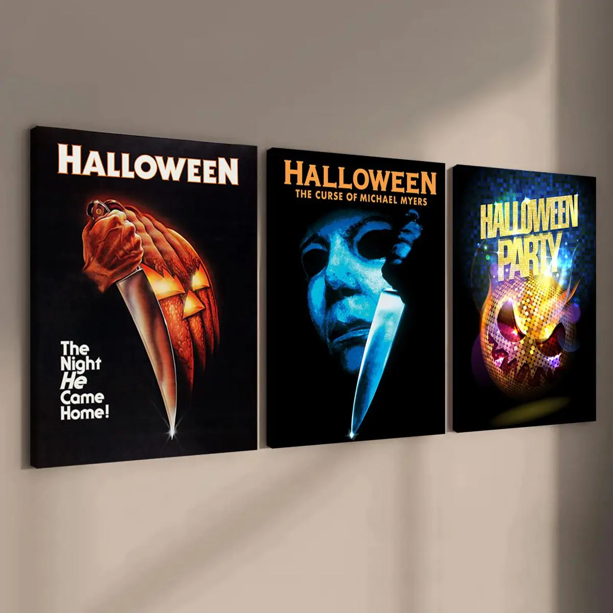 Wooden Framed Canvas Painting, 3 Counts Classic Horror Movie Poster, Halloween Decoration, Horror Wall Art, Decorative Artwork, Home Decoration Poster, Modern Home Decoration, Above Bed Wall Decor, Bedroom Decor, Picture Image Prints