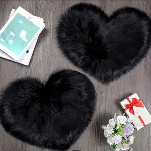 2 Piece Nordic Ins-Style Faux Wool Heart-Shaped Rug - Soft & Comfortable, Suitable for Bedroom, Living Room, Study & More, Sold as a Set, Multiple Sizes Available, Cozy Home Decor for Autumn & Winter, Fluffy Modern Rug