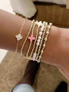 7-Piece Women's Stacking Layered Bracelet Set, Stackable Bracelet, Bead and Imitation Pearl, Cross and Artificial Zircon Four Leaf Clover Accessories, Jewelry Accessories