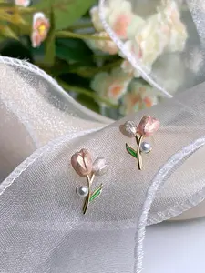 Elegant Asymmetric Tulip Pearl Earrings, Cute Women's Wedding Date Daily Jewelry, Unique Design Ear Accessories