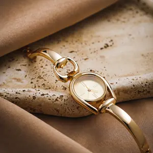 Luxury Gold Bracelet Watch for Women Elegant Minimalist Quartz Wristwatch Vintage Style Jewelry Watch