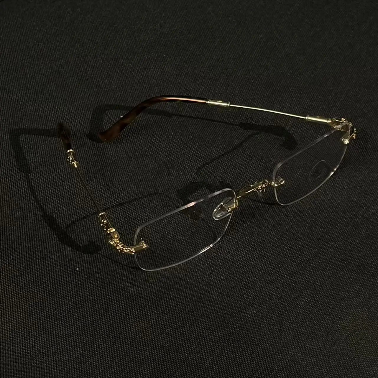 Vintage Frameless Blue Light Blocking Glasses, Luxury Metal Temple Fashion Eyewear Vintage Frameless Blue Light Blocking Glasses, Luxury Metal Temple Fashion Eyewear