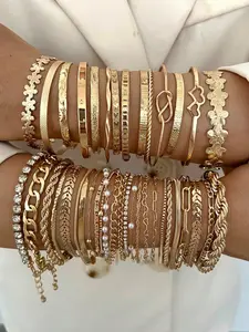 Women's Elegant Geometric Bow Faux Pearl Crystal Heart Flower Cross Weave Snake Chain Cuban Link Smooth Plain Bracelet Set Bracelets Stack