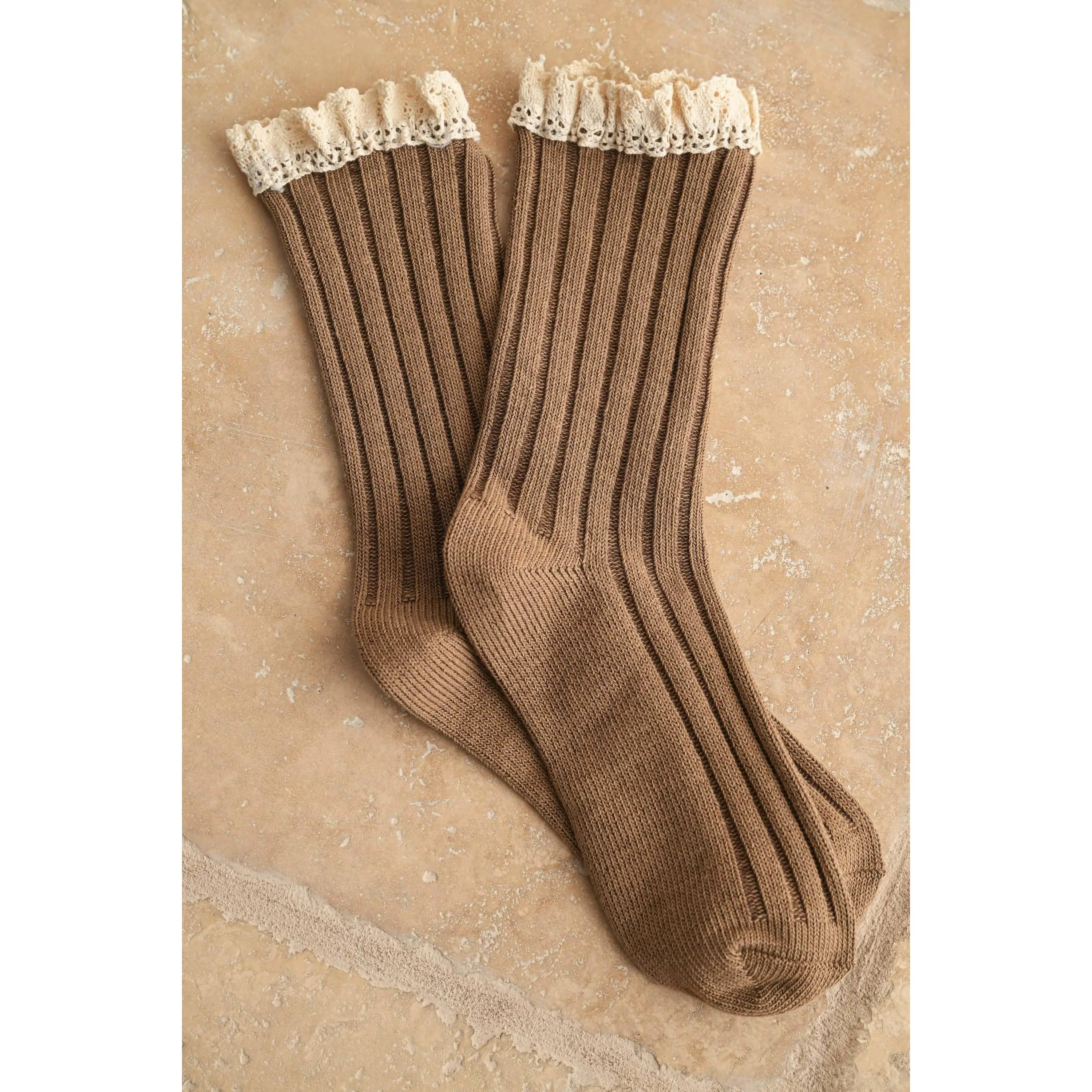 DYE & WASH CROCHET TRIM SOCKS: MOCHA