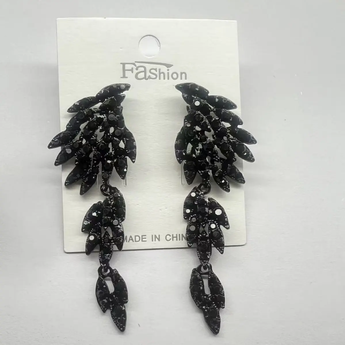 Black feather long earrings, elegant and versatile bridal earrings, niche high-end women's earrings