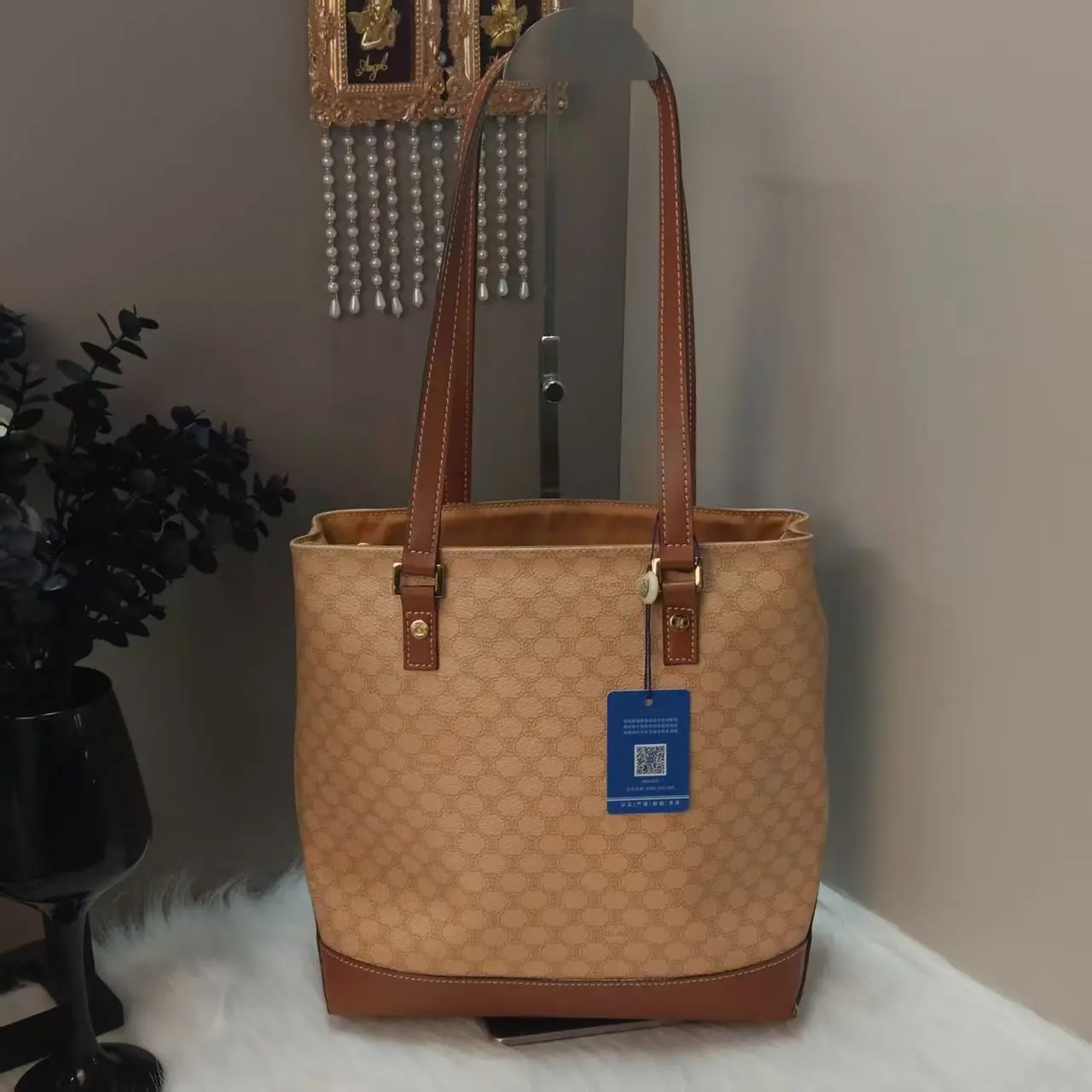 Pre-owned Celine coated canvas Clutches & Wristlets Celine^/Top Handle Bags/LYB1701603