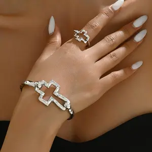 Retro  Golden & Silvery Hammered Cross Bracelet Set-1PC Cross Ring & 1PC Cross Bracelet, Versatile, Elegant Fashion Accessory for Stylish Outfits  for Women Unique Gifts for Women Teen Girls
