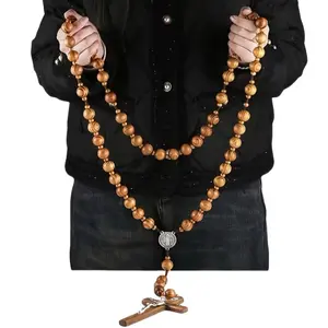 Rosario de pared sagrado extra grande con cuentas naturales de 20 mm y cadena de madera con San Benito y una gran cruz, que mide 43 pulgadas