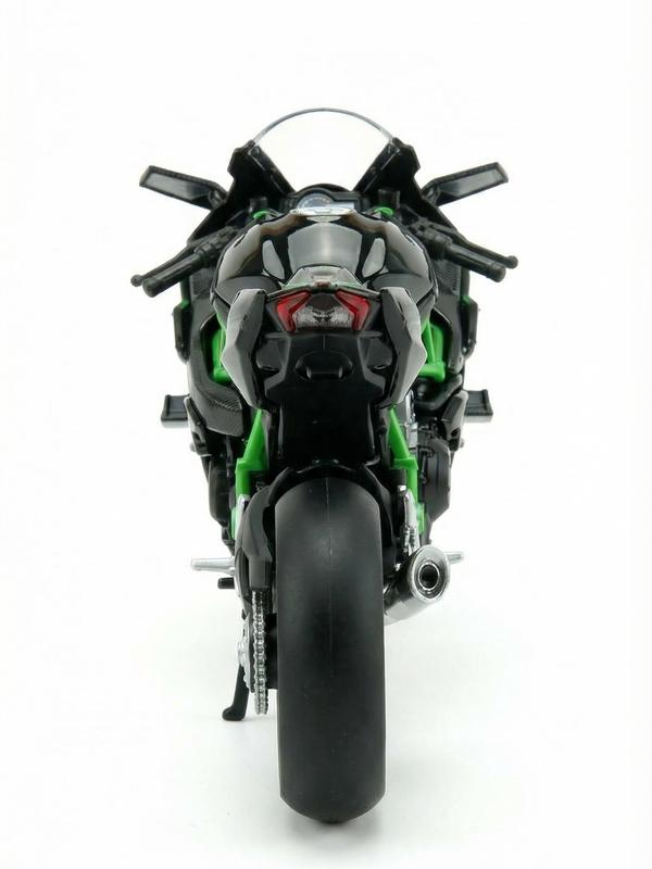 1:12 Scale Diecast Motorcycle Model - Zinc Alloy Collectible Toy! Features Suspension, Free - Roller, Push - Back & Non - Rechargeable Button Battery. Black, Sleek Modern Design for Diecast Enthusiasts!