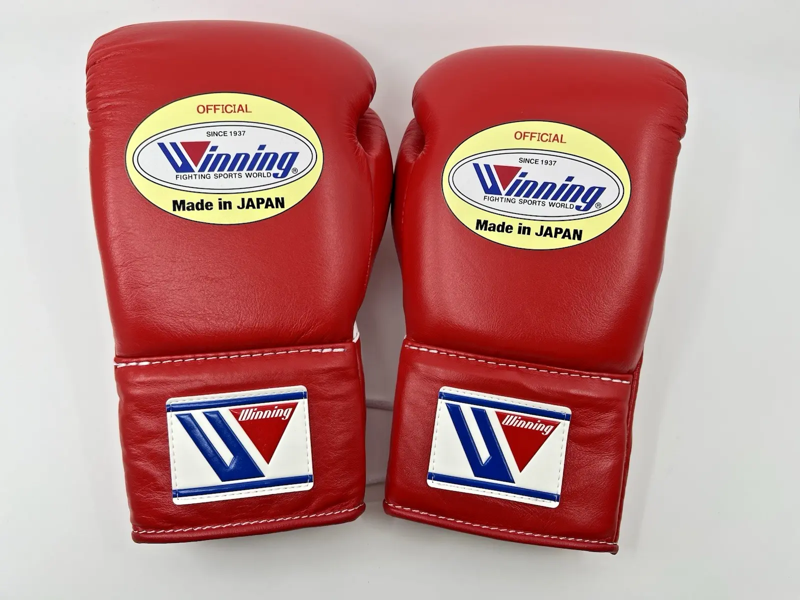 Custom Classic winning boxing glove