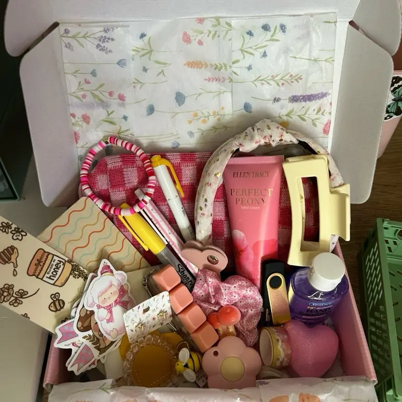 20 item stationary box bundle