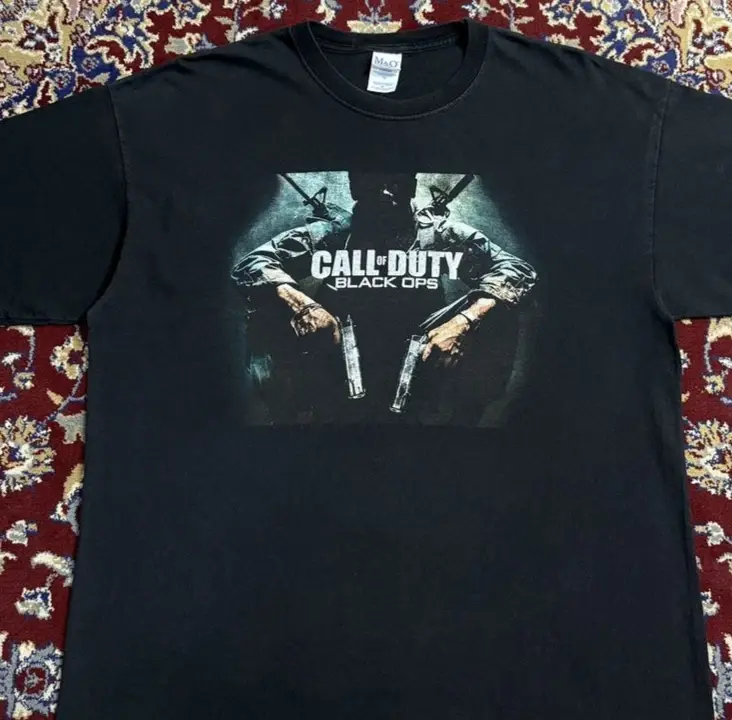 Vintage 2010 Call of Duty Black Ops 1 T Shirt Video Game Graphic