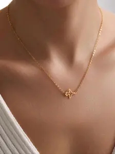 Minimalist Airplane Pendant Necklace, Minimalist Chain, Travel Themed Jewelry Gift for Women, Daily Wear Accessory for Aviation Enthusiasts