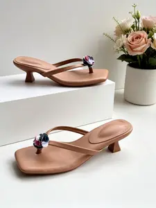 Nude Color Mid-Heel Sandals, Square Toe Design, Versatile for Daily Wear and Dates, Comfortable and Stylish Footwear