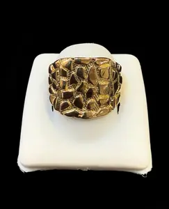 Ali Jewelers Women's 10-Karat Yellow Gold Nugget Ring, 3.8g Elegant Jewelry, Gold Rings
