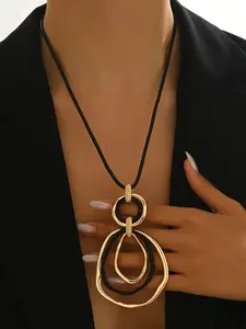 New Fashion Long Geometric Hollow Out Pendant Necklace, Casual Sweater Chain Jewelry for Fall Winter, Daily Wear Accessory, Modern Versatile Accessories