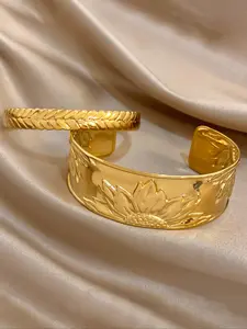 2pcs Set 316 Stainless Steel Gold Plated Cuff Bracelets, Embossed Sunflower & Wheat Leaf Pattern Open Adjustable Bangles, Tarnish Resistant Fashion Jewelry for Daily Wear & Gift