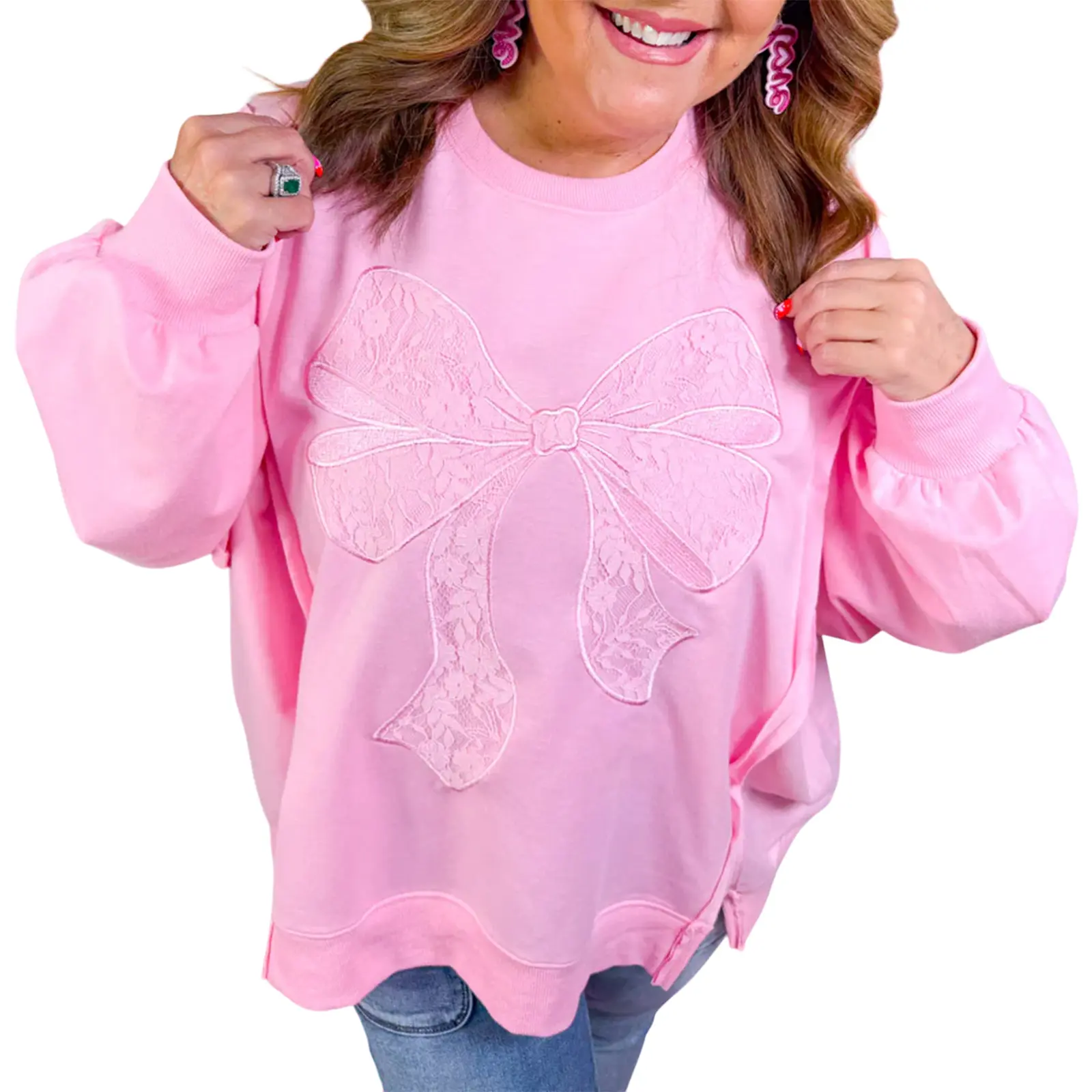 Hotapei Women's Plus Size Pink Sweatshirts Cute Lace Bow Applique Pullover Tops Long Sleeve Crew Neck Casual Loose Fit Jumpers Fall Winter Fashion Y2K Sweet Style Sweaters Daily Wear Valentine's Day Outfit Trendy Streetwear For Girls Women