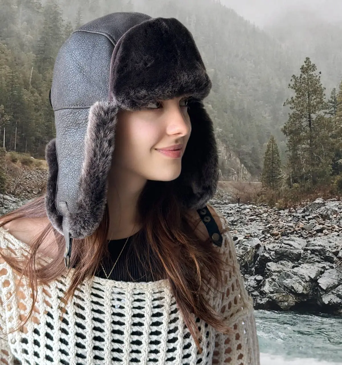 Unisex Lamb Skin Pilot Hat - Leather Aviator Ushanka Trapper with Shearling Fur Ear Flaps, Waterproof Winter Hat for Business/Anniversary, Brown, Adjustable Straps, Classic Design