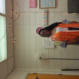 review image 0