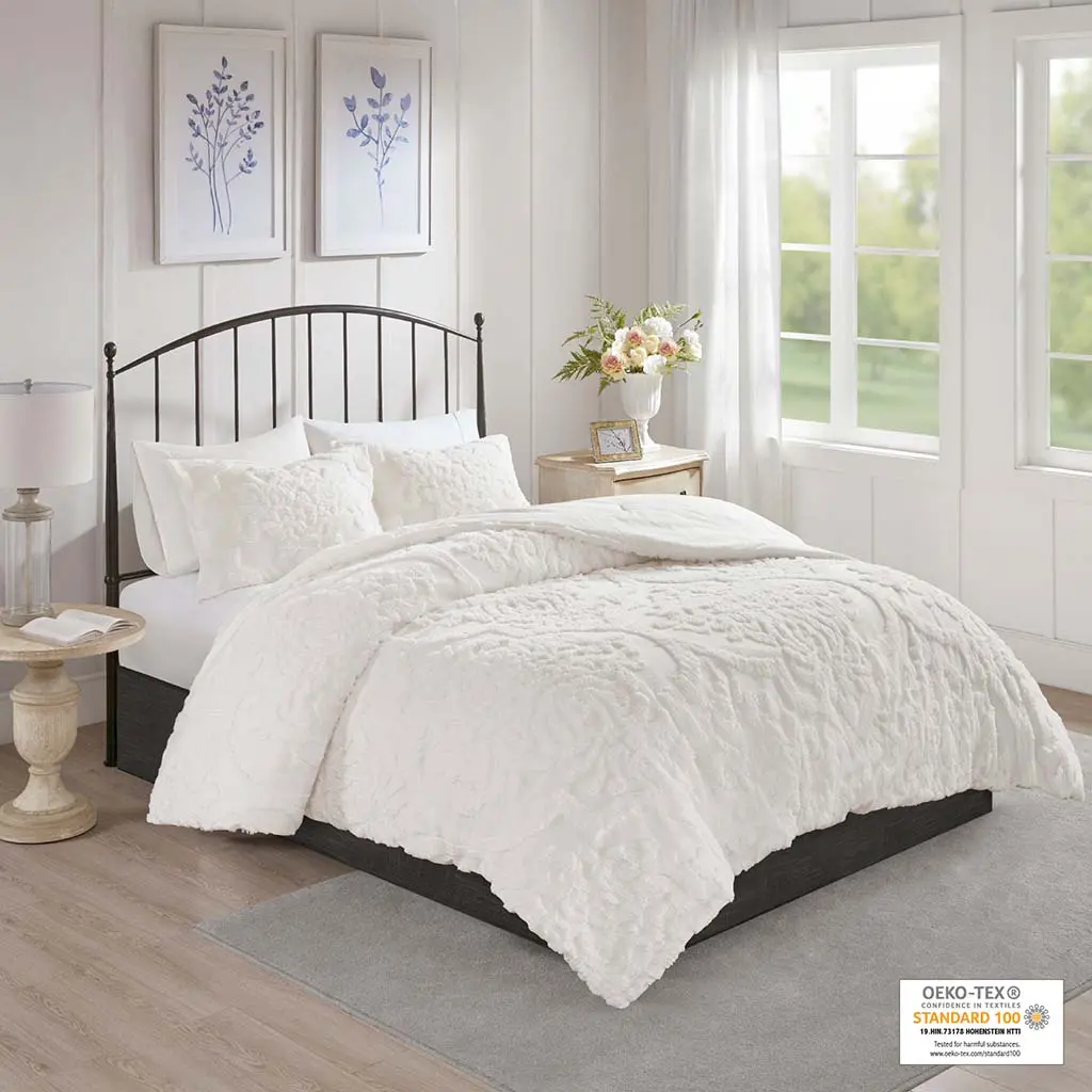 3 Piece Tufted Cotton Chenille Damask Comforter Set