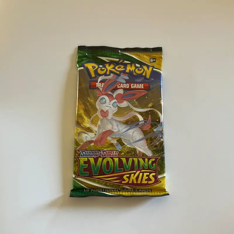 pokemon booster packs 2021 Pokemon Sword & Shield: Blue Collectible Pokeball Tin: 3 Booster Packs &  Token main image 1