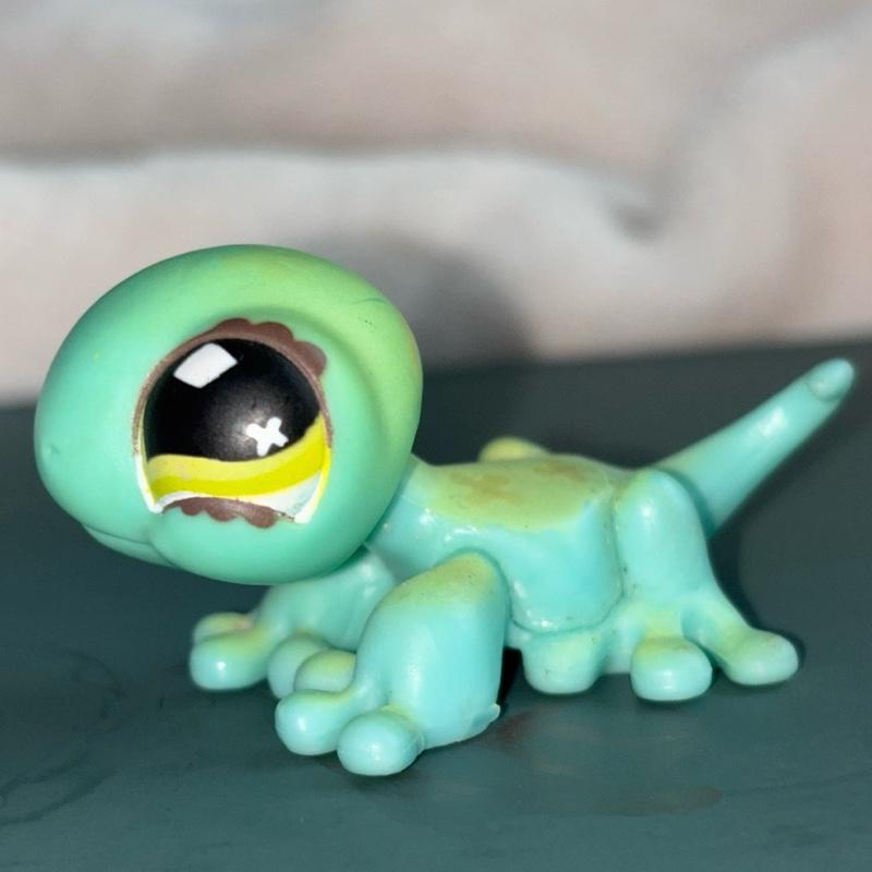 Authentic LPS Littlest Pet Shop Gecko Lizard #492