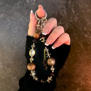 Fashion Pearl & Crystal Phone Lanyard Wrist Strap for iPhone & Samsung, Luxury Beaded Hand-Woven Phone Charm, Anti-Lost Wristlet Bracelet for Women, Lucky Crystal Phone Accessory