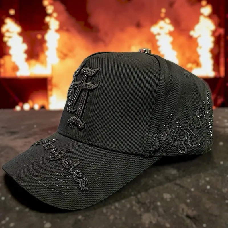 Unisex 3D Embroidered Flama inverted LA with Rhinestones Adjustable Casual Snapback Hat, Women's Fashion Accessory, Ideal Gift Item, Snapback Hats